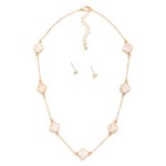 Chain Link Necklace Featuring Pearlescent Clover Stations