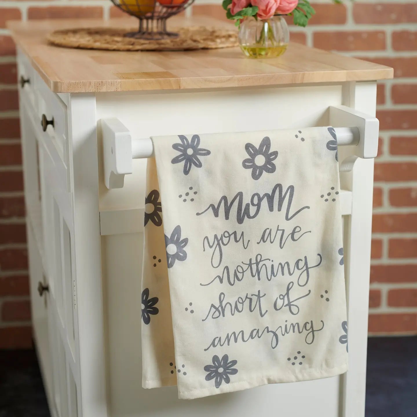 Mom Amazing Kitchen Towel
