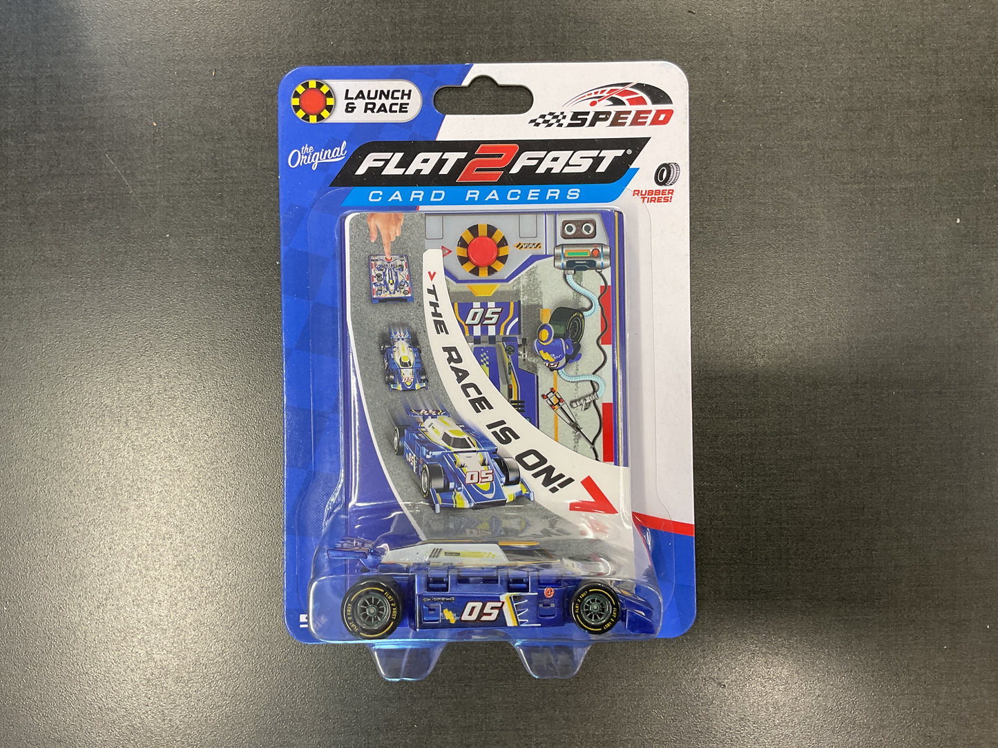 Flat 2 Fast Card Racers: The Original Vehicle Launcher
