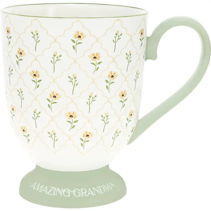 Amazing Grandma - 12 oz Cup
