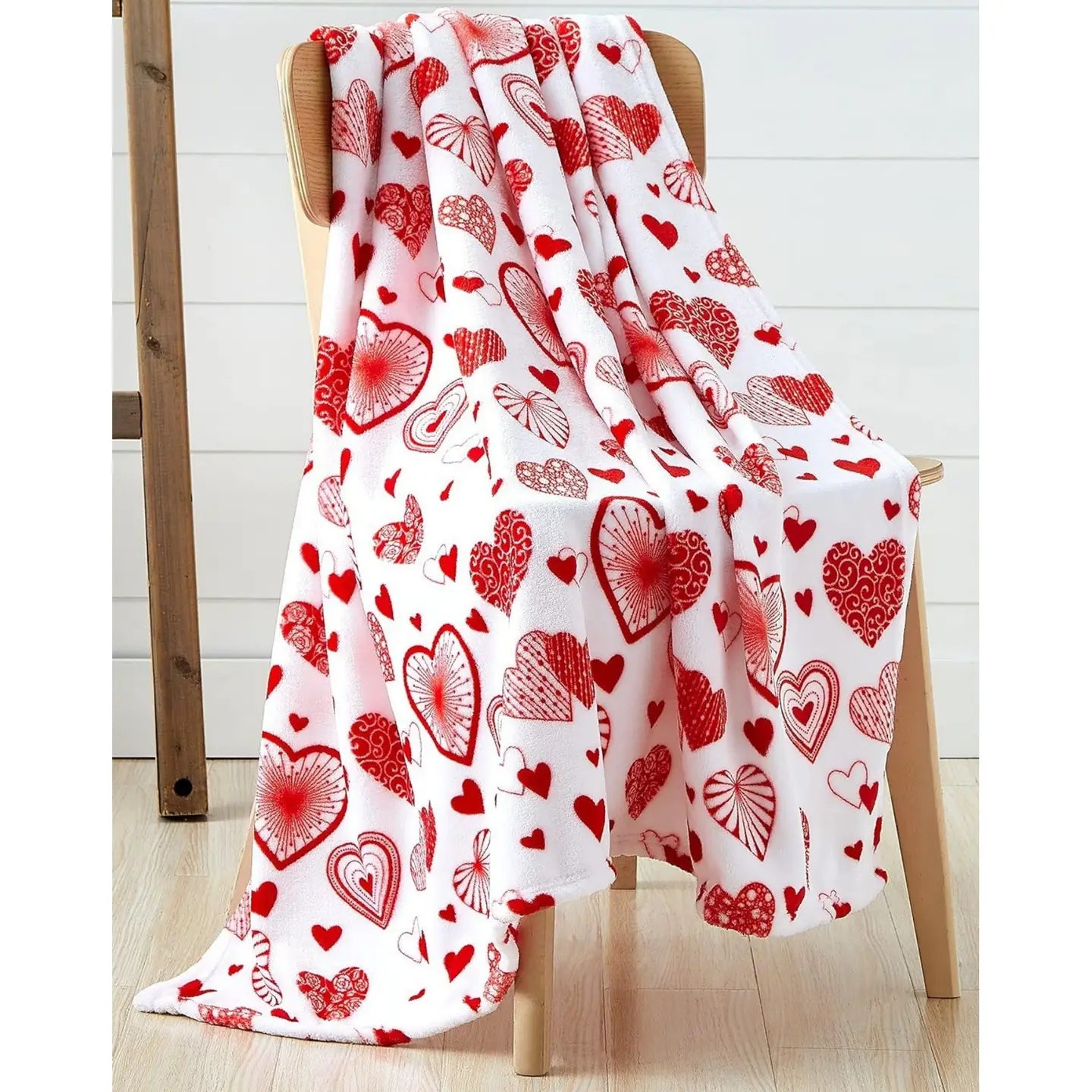 Heart Pattern Plush Throw Blanket