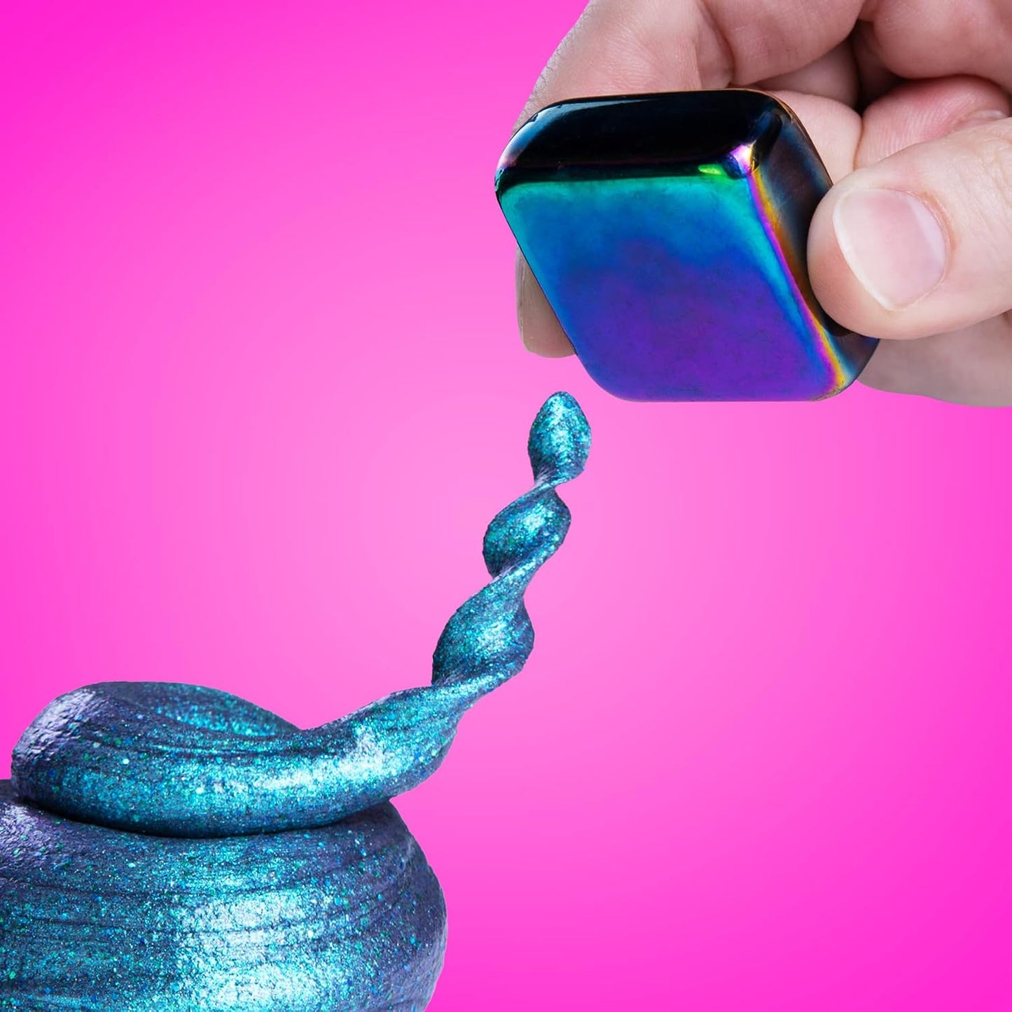 Happy Earth (Magnetic) Crazy Aaron's Thinking Putty