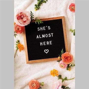 Baby Shower Card for Mom to be (Letterboard Girl)