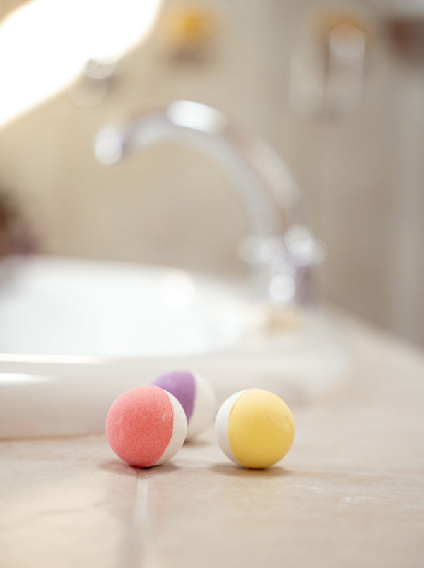 In a Fizzy Mini Bath Bombs