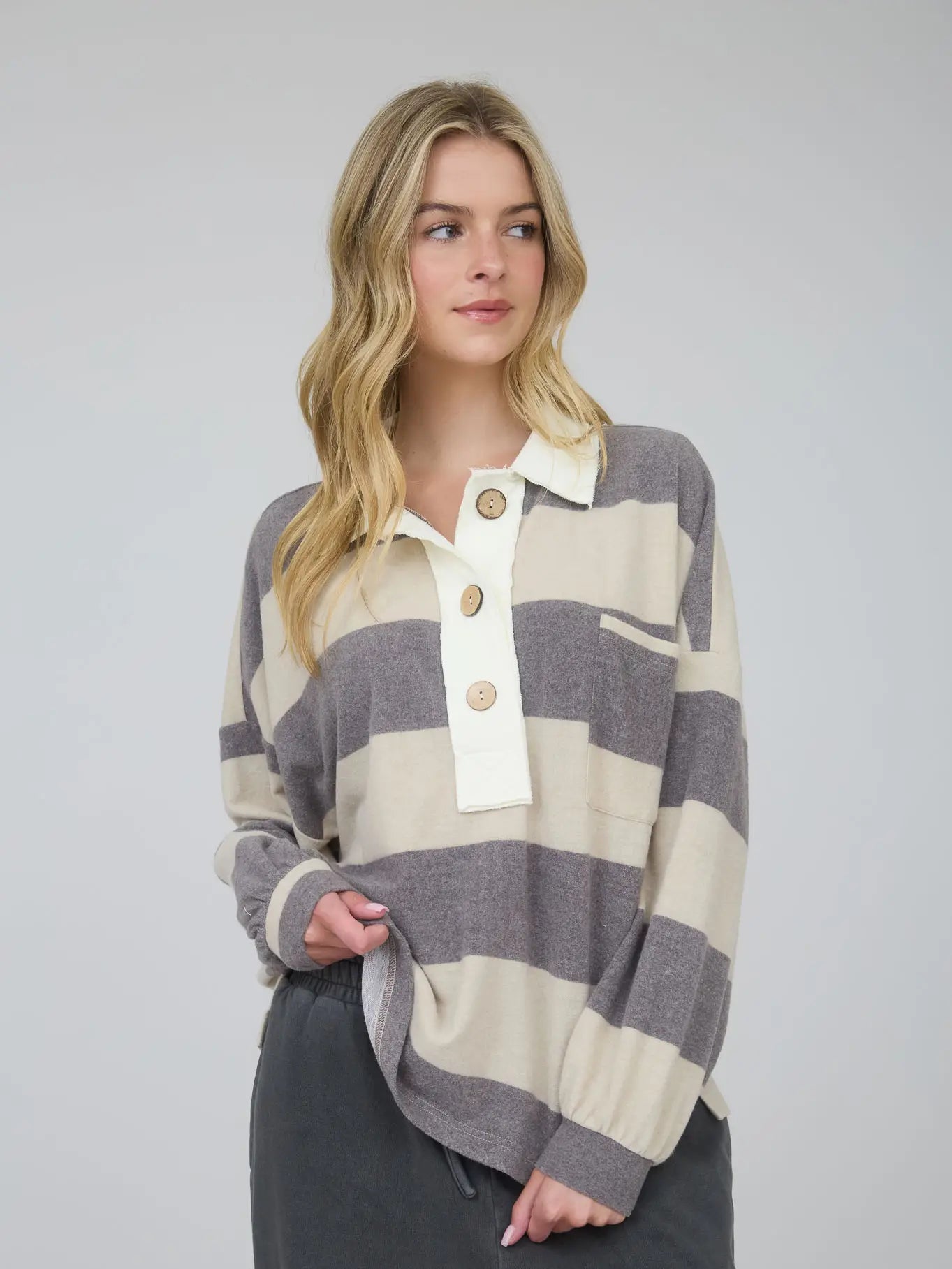 Washed Stripe Contrast Collar Long Sleeve Knit Top