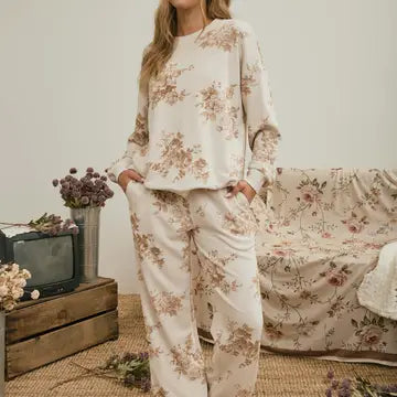 Floral Toile Long Sleeve Crew Neck Knit Top