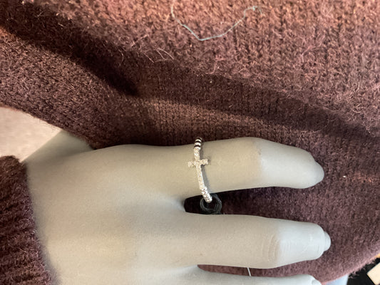 Cross Stretch Ring
