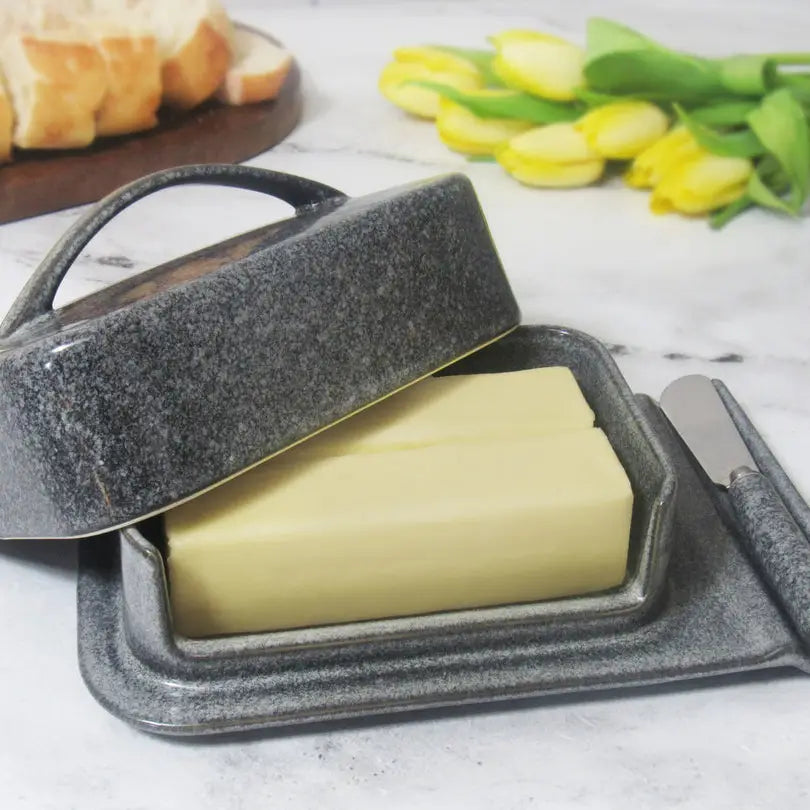 Porcelain Mess-Free Butter Dish & Spreader