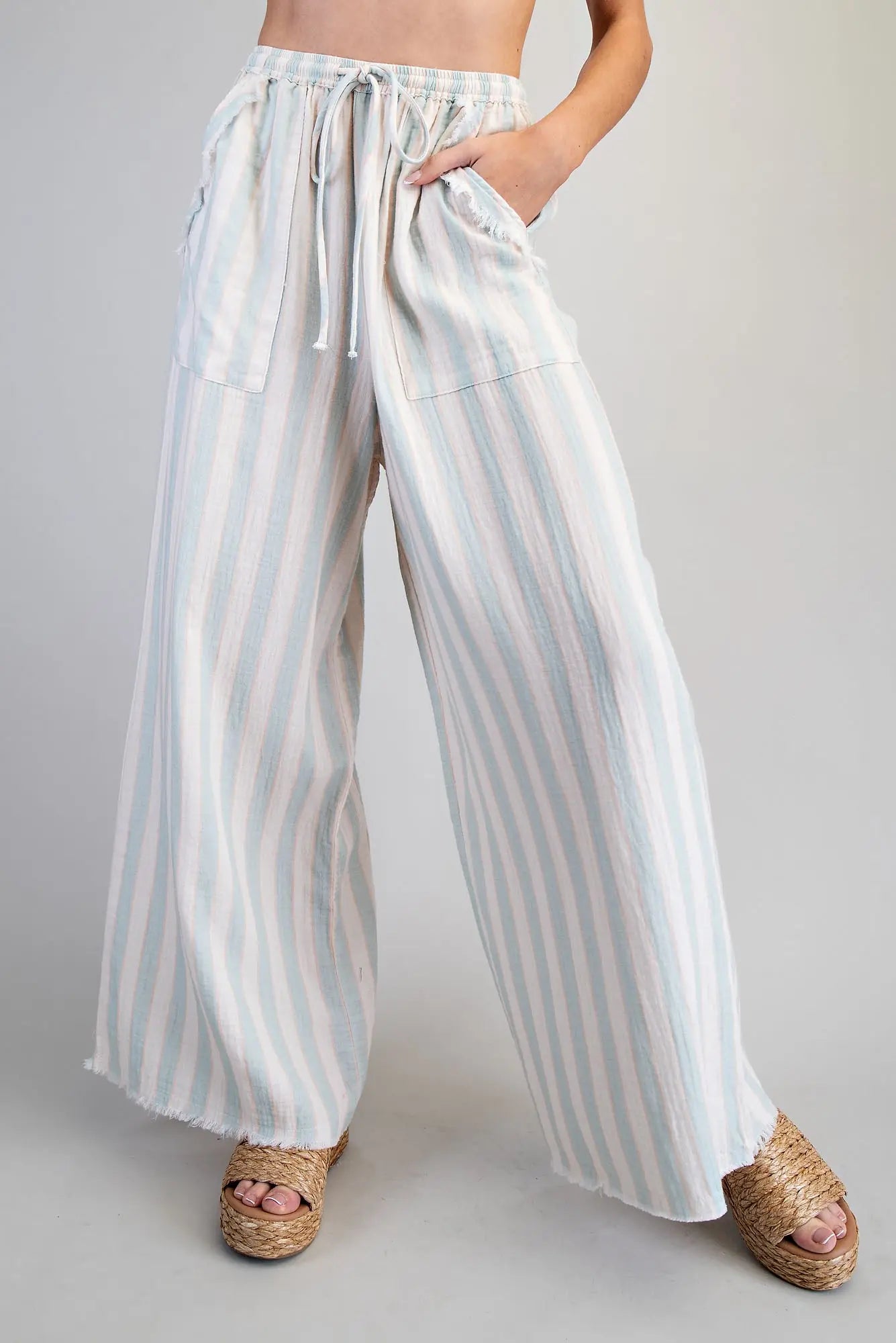 Striped Frayed-Pocket Wide Leg Pants