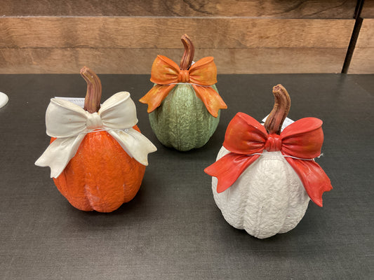 Resin Harvest Pumpkin w/ Bow
