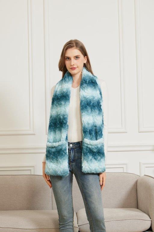Pocket Scarf