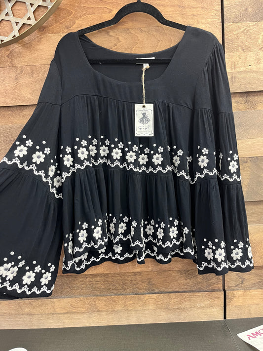 Long Sleeve Embroidered Floral top