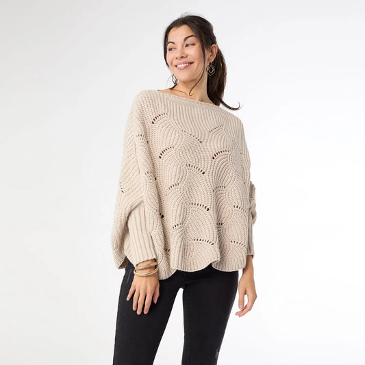 Rosette Poncho, Asst