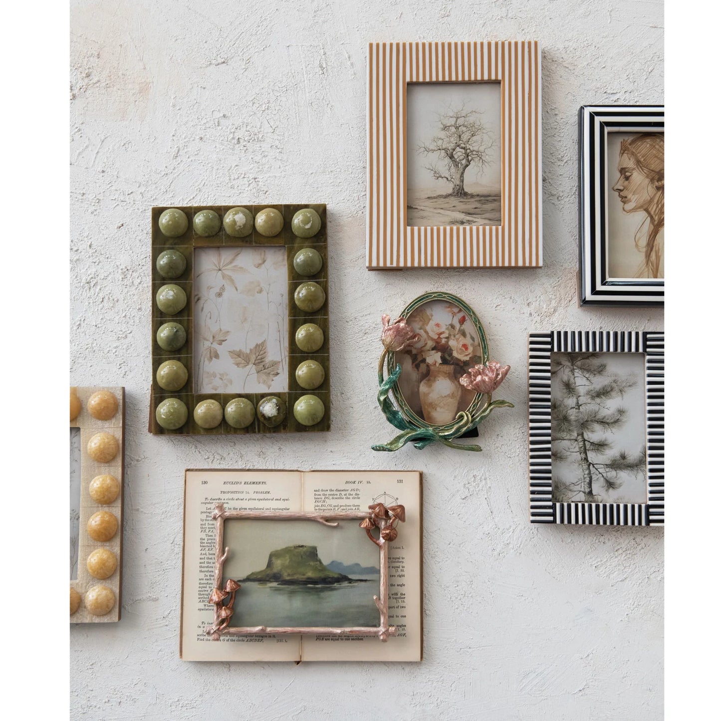 Handmade Marbled Resin Bobbin Photo Frame